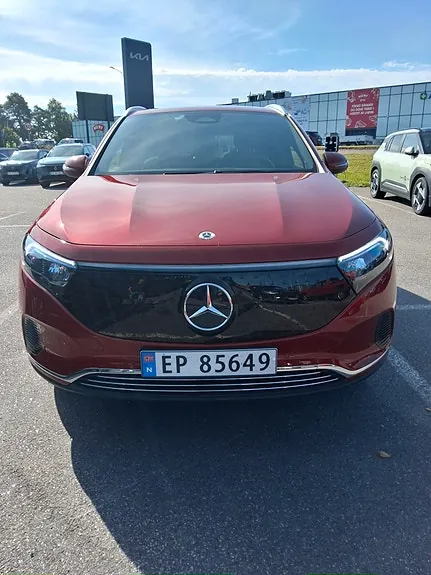 Mercedes-Benz Eqa300
