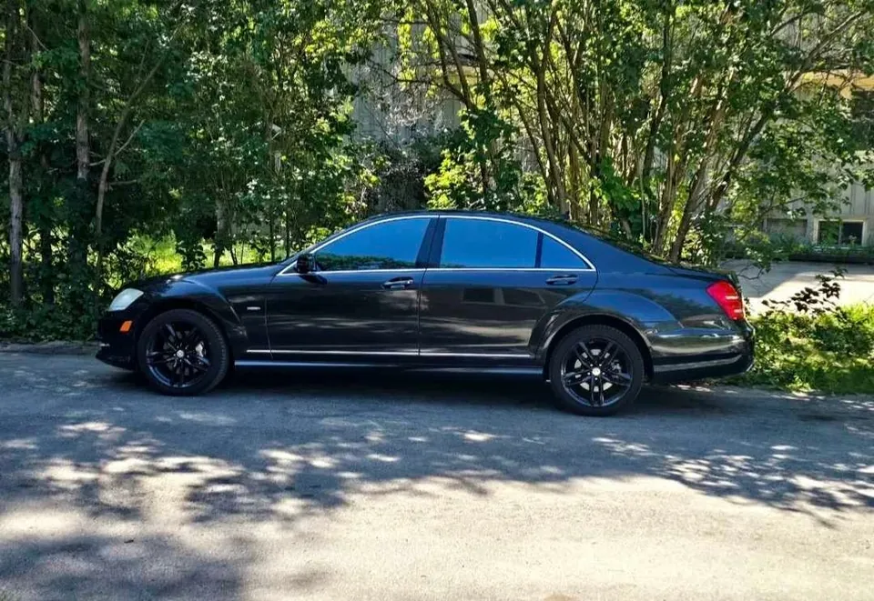 Mercedes-Benz S-Class 2012 photo 2
