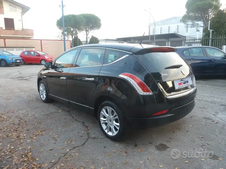 Lancia Delta 2013 photo 4