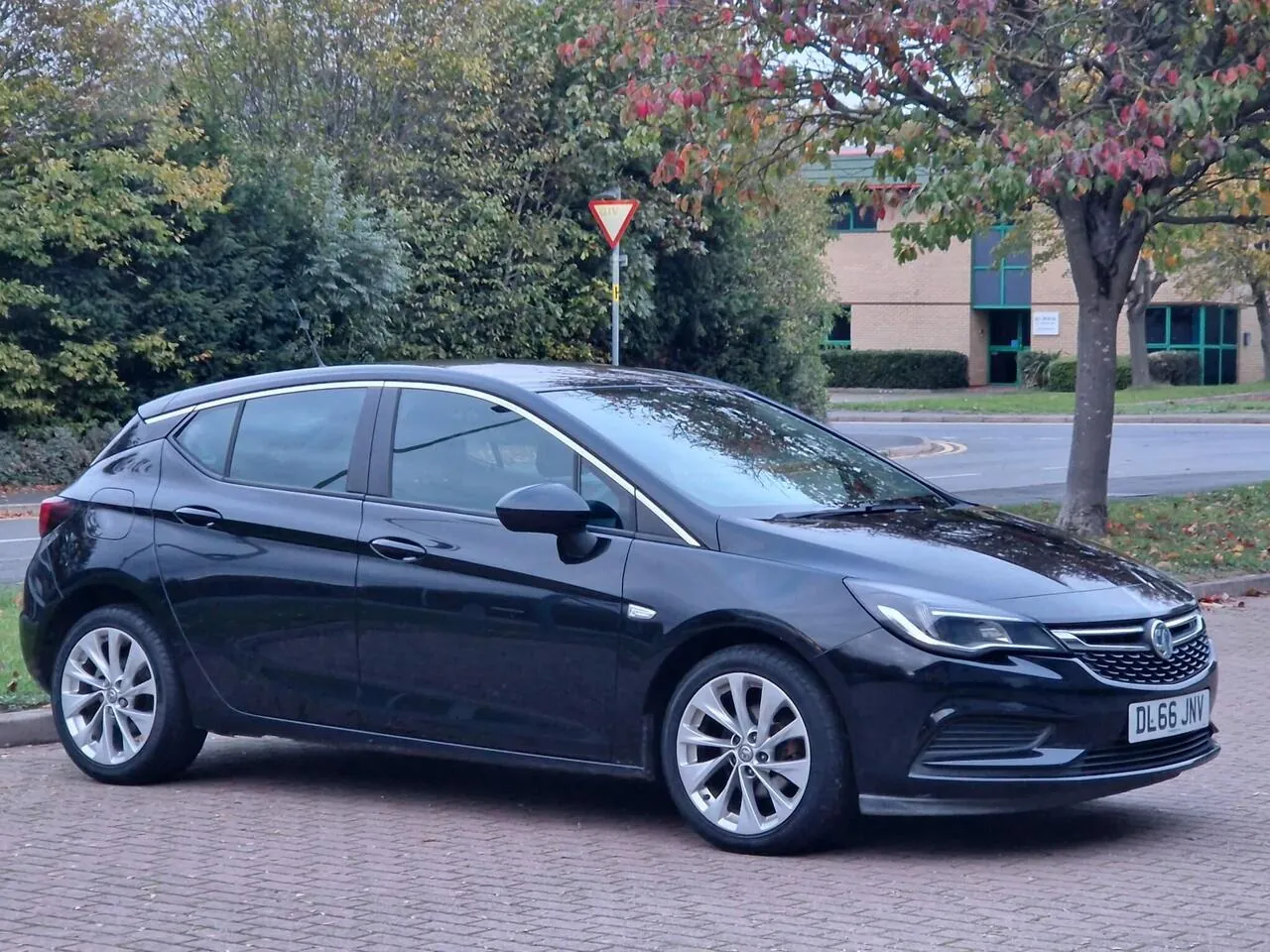Vauxhall Astra 2017 photo 4