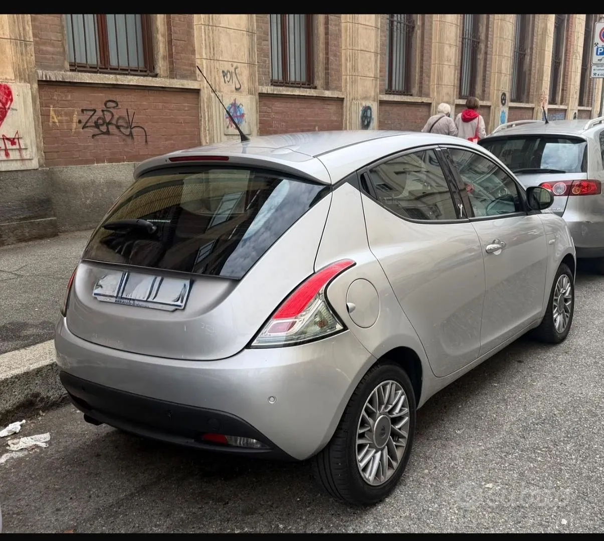 Lancia Ypsilon 2012 photo 2
