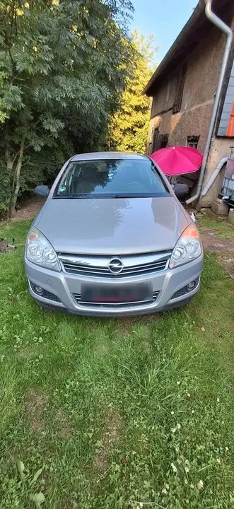 Opel Astra H