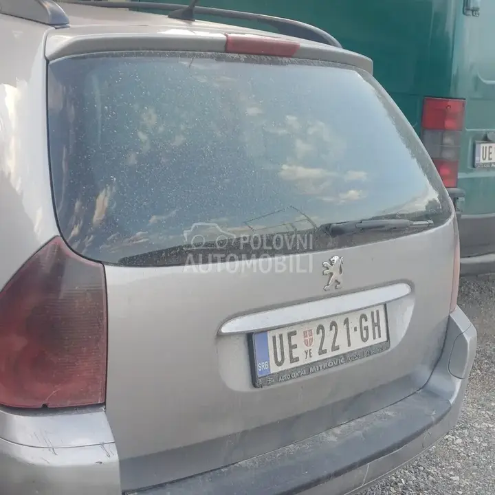Peugeot 307 2005 photo 2