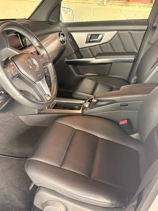 Mercedes-Benz Glk Class 2012 photo 3