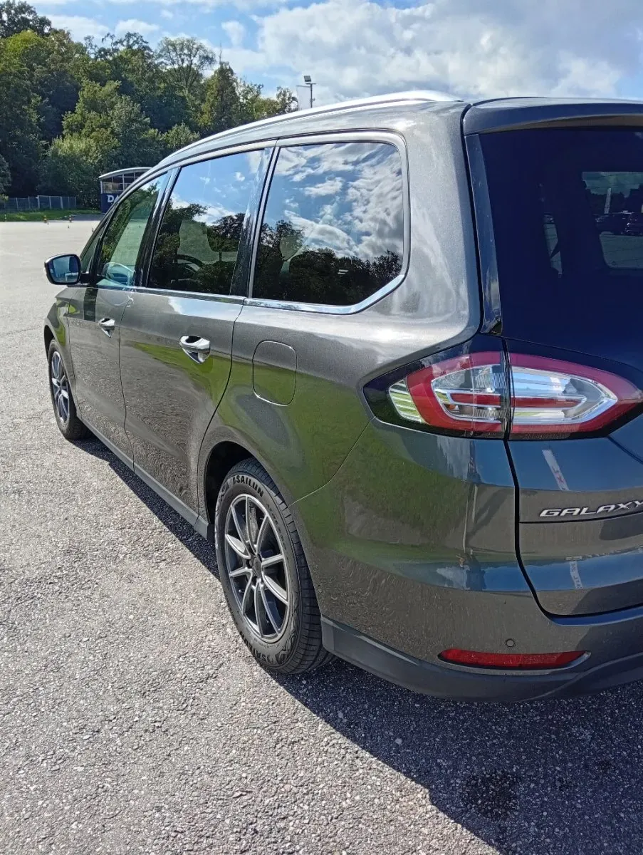 Ford Galaxy 2019 photo 2