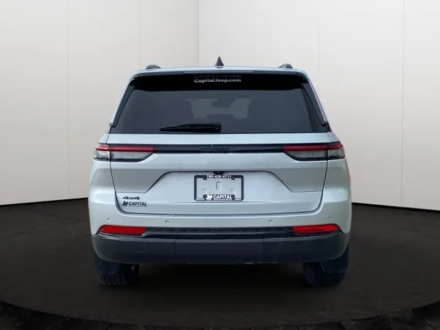 Jeep Grand Cherokee 2024 photo 5