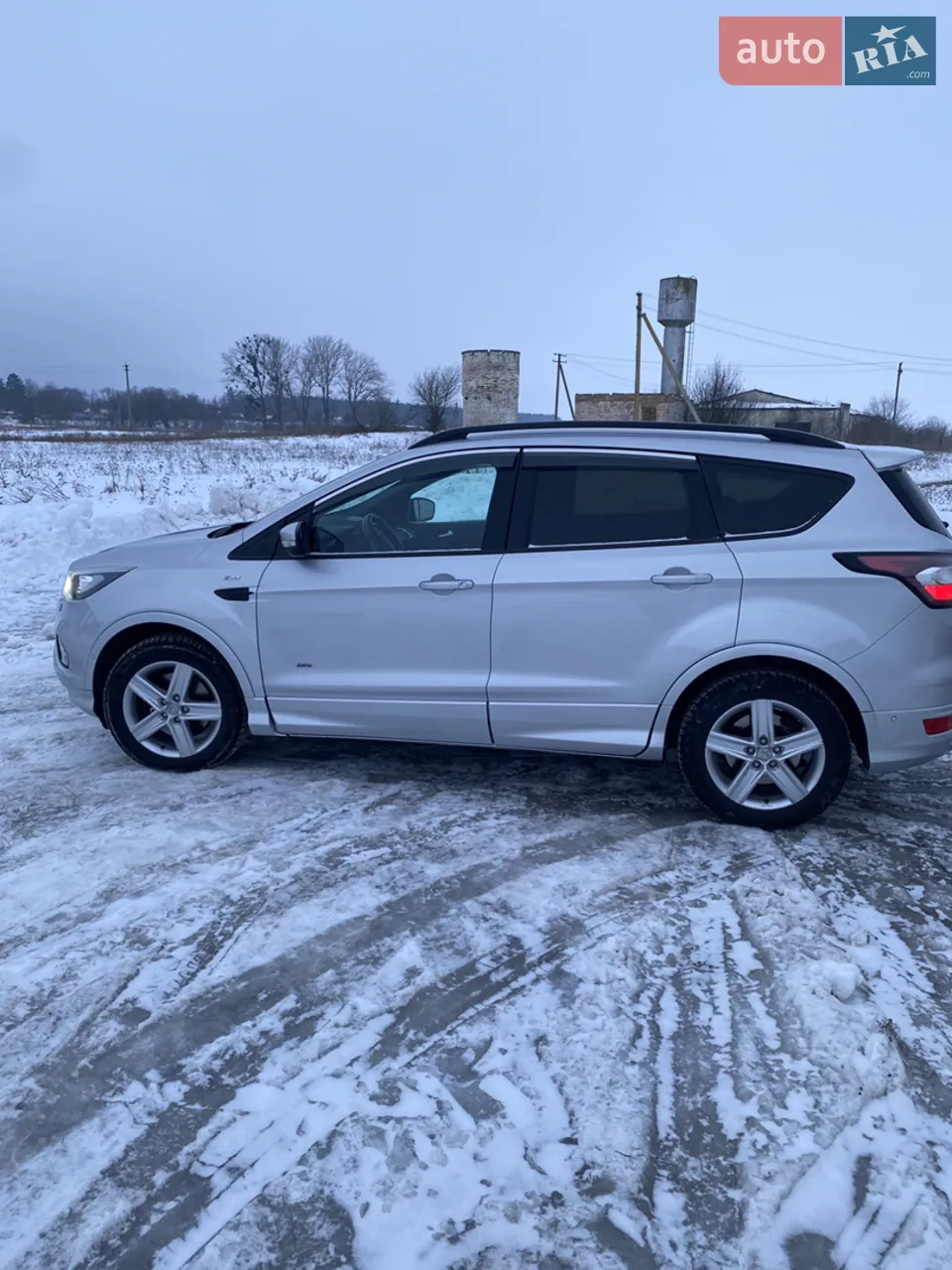 Ford Kuga 2017 photo 4