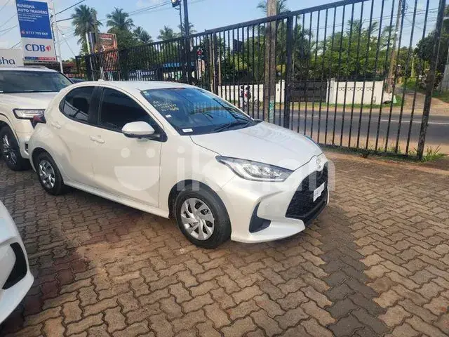 Toyota Yaris 2025 photo 2
