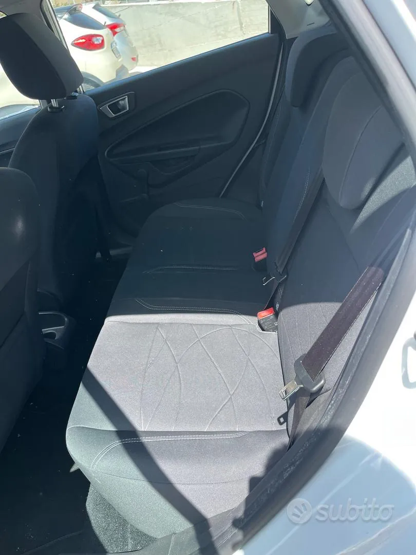 Ford Fiesta 2016 photo 4