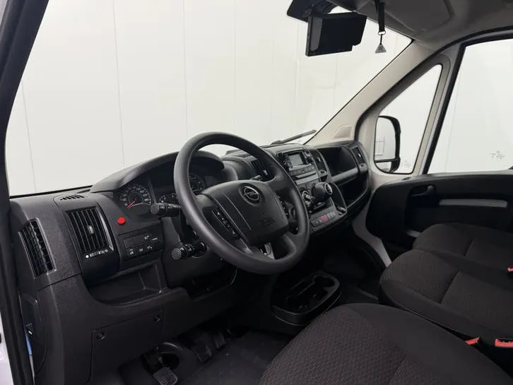 Opel Movano 2024 photo 3