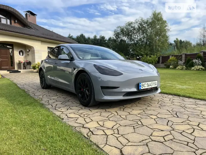 Tesla Model 3