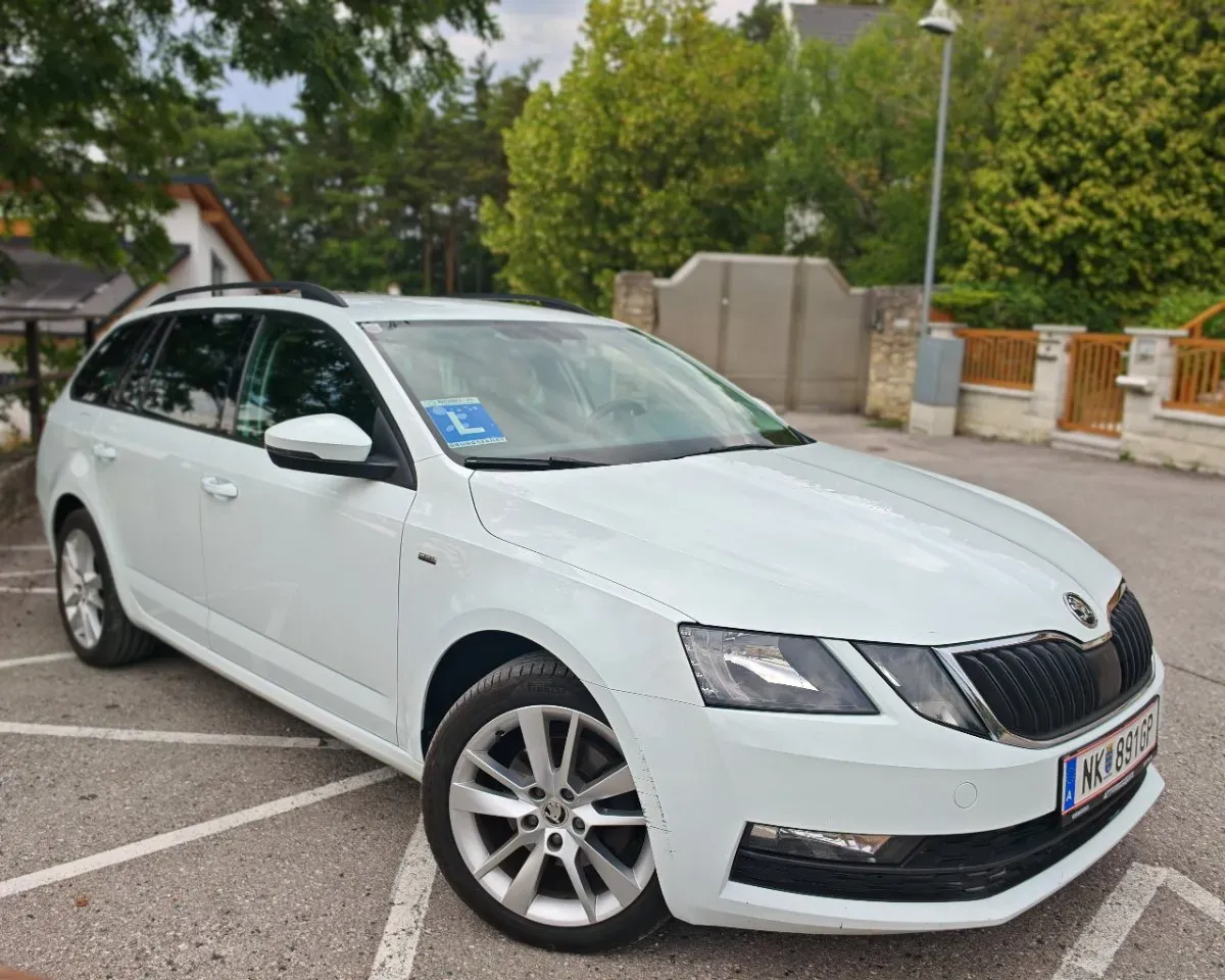 Skoda Octavia 2018 photo 3