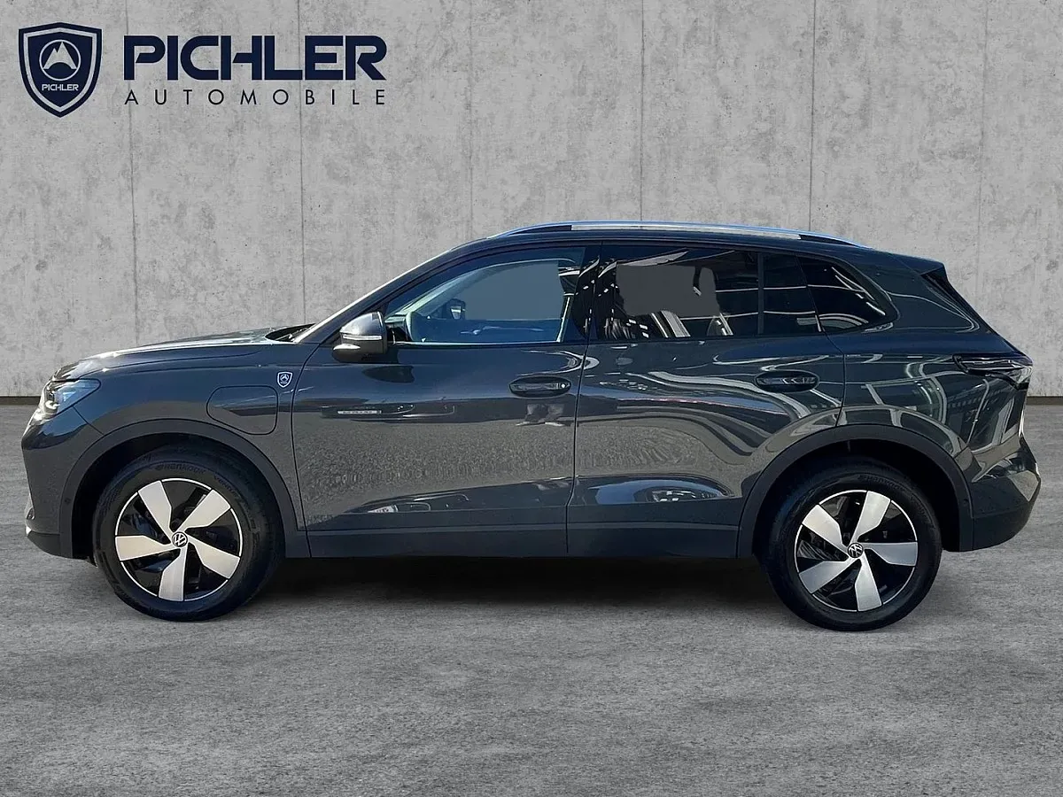 Volkswagen Tiguan 2025 photo 3