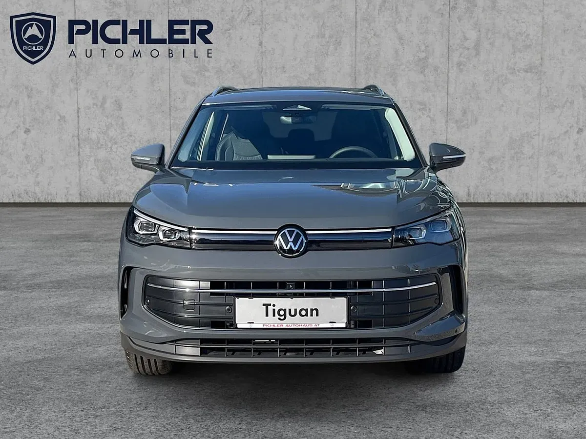 Volkswagen Tiguan 2025 photo 2