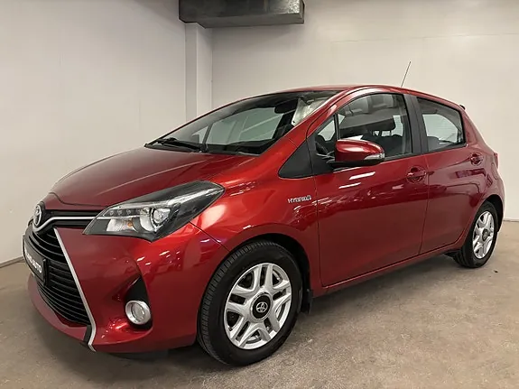 Toyota Yaris 2015 photo 2