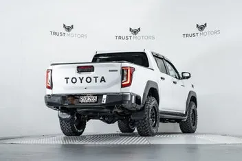 Toyota Hilux 2026 photo 4
