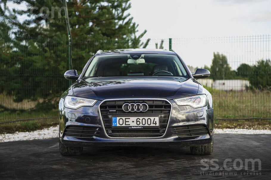 Audi A6 Avant Quattro 2012 photo 2