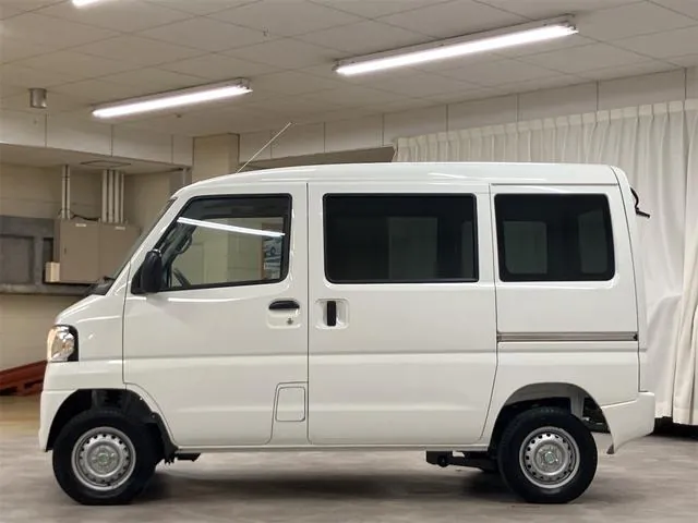 Mitsubishi Minicab Mebu 2024 photo 5