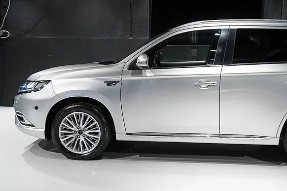 Mitsubishi Outlander 2020 photo 4