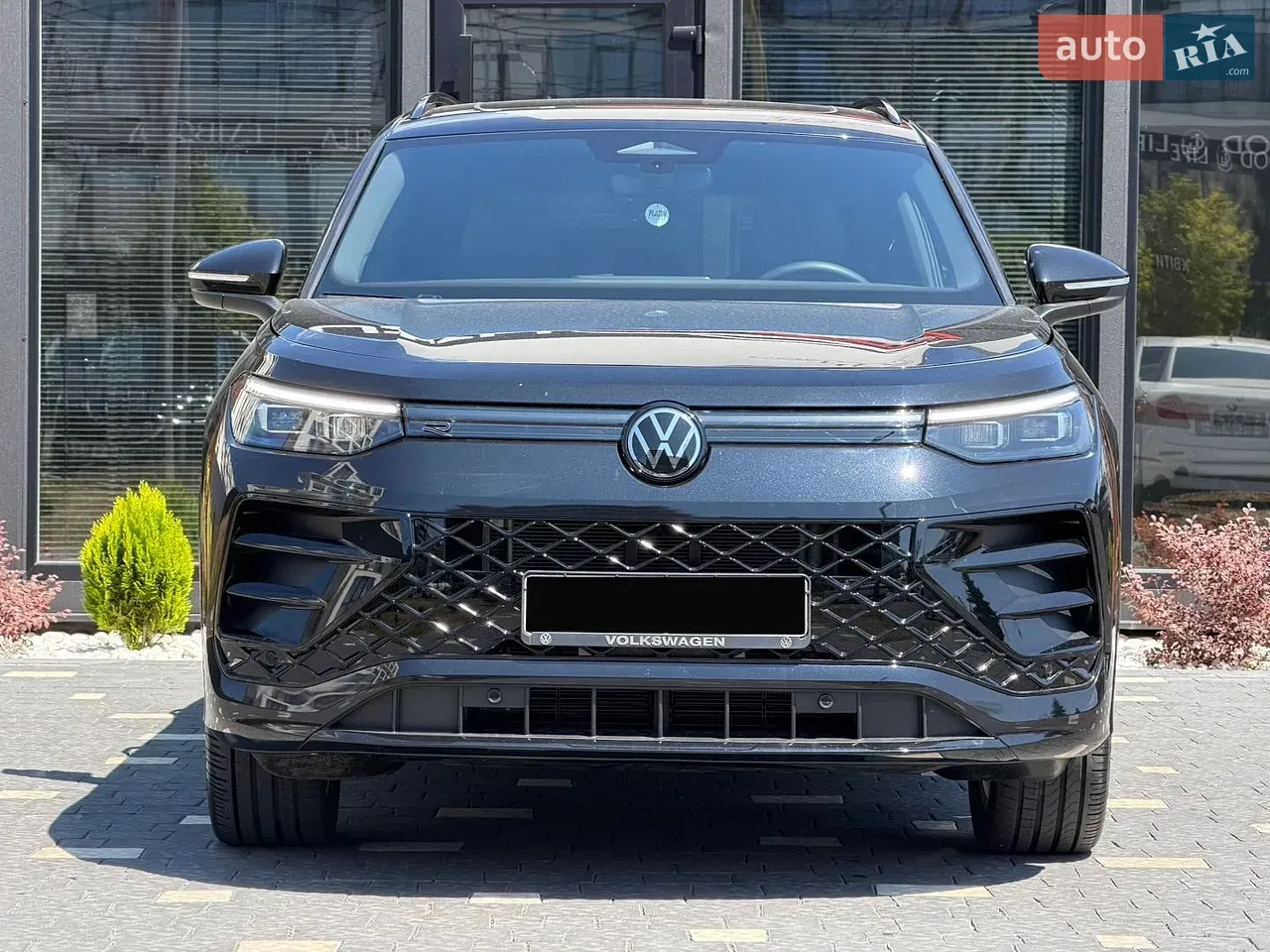 Volkswagen Tiguan 2025 photo 3