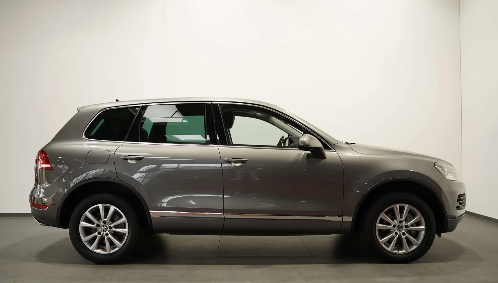 Volkswagen Touareg 2014 photo 4