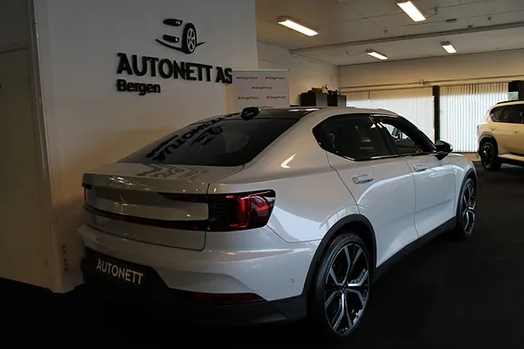 Polestar 2 2021 photo 4