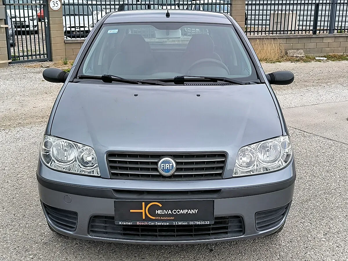 Fiat Punto 2004 photo 2