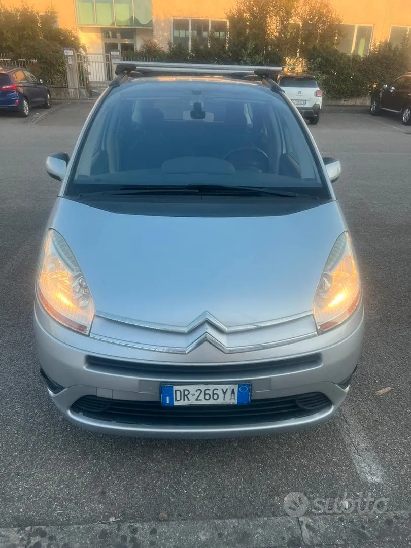Citroen C4 Picasso 2009 photo 3