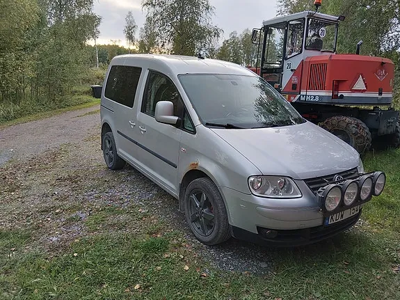 Volkswagen Caddy 2010 photo 2