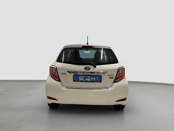 Toyota Yaris 2012 photo 5