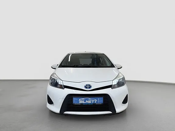 Toyota Yaris 2012 photo 2