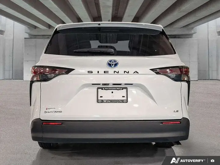 Toyota Sienna 2025 photo 5