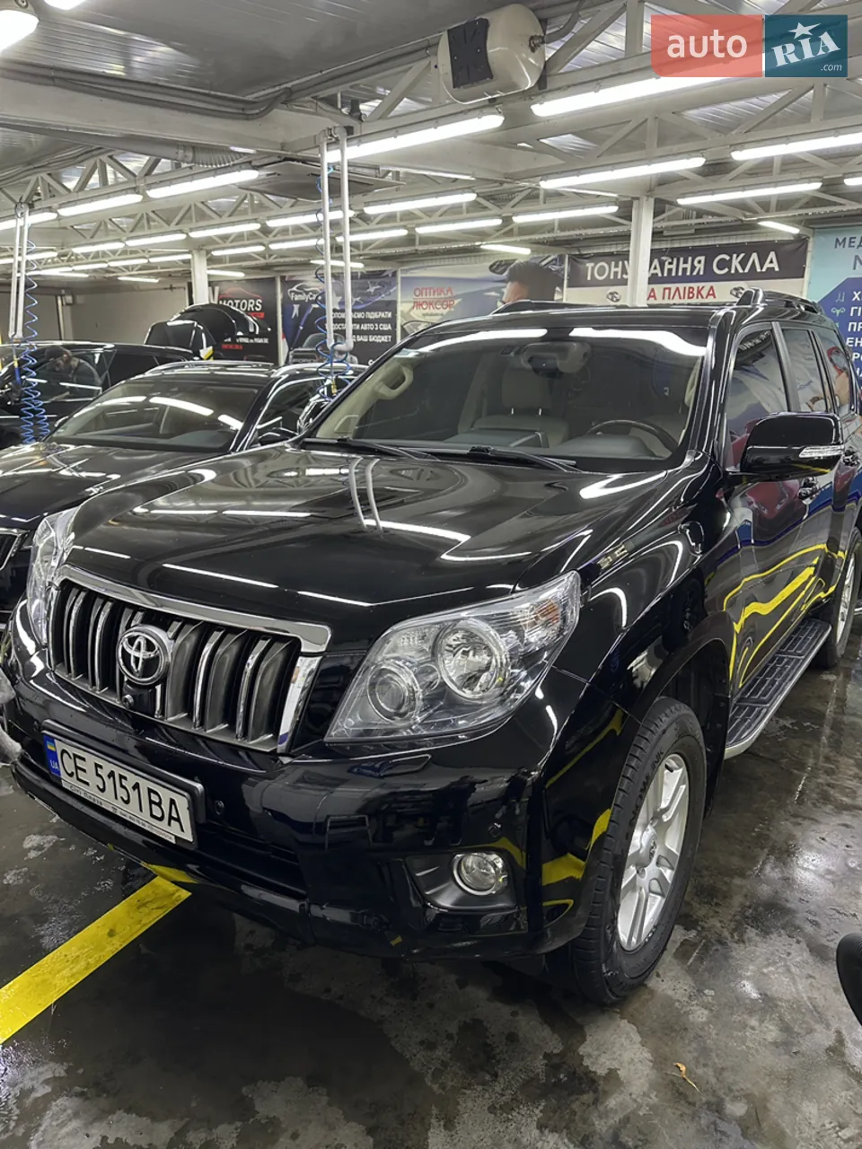 Toyota Land Cruiser Prado 2010 photo 2