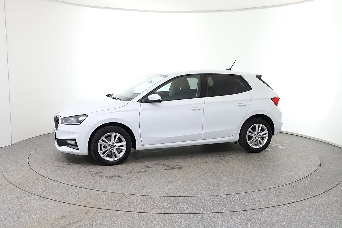 Skoda Fabia 2026 photo 2