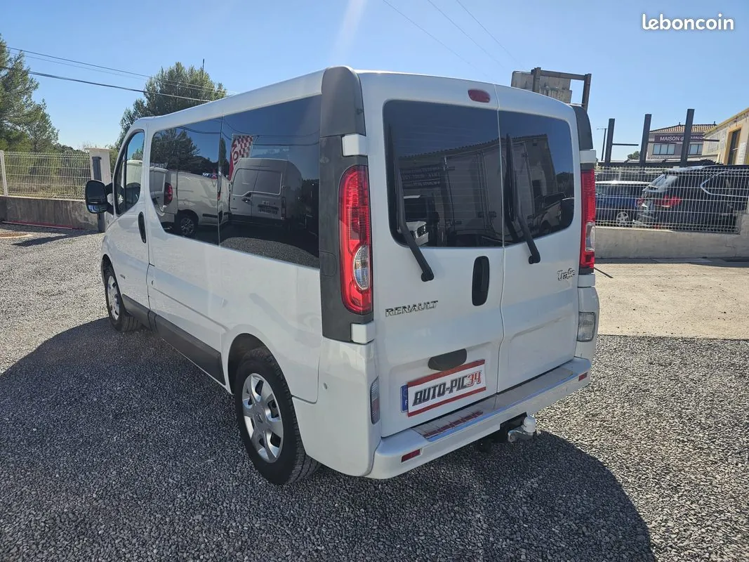 Renault Trafic 2013 photo 4