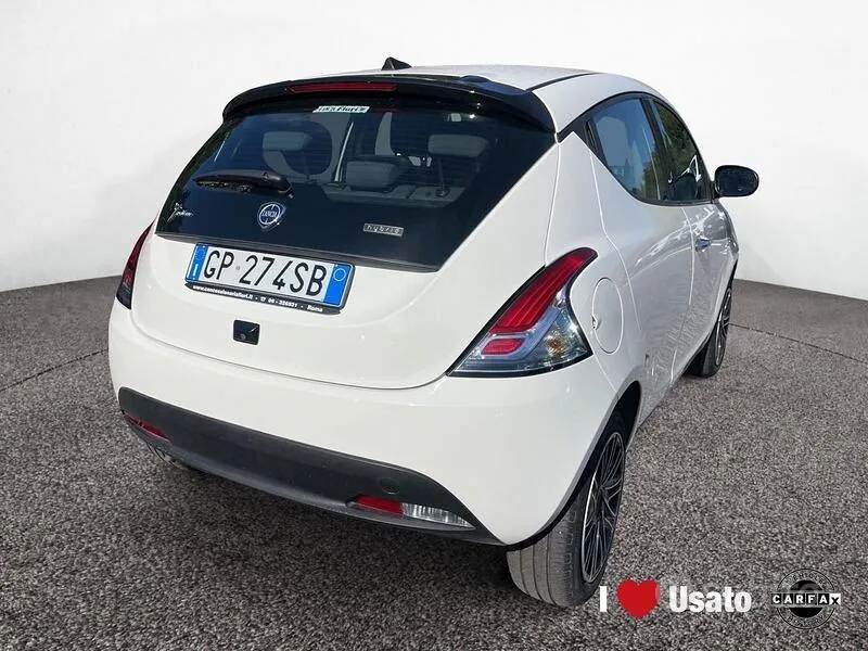 Lancia Ypsilon 2023 photo 3