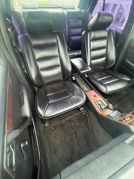Mercedes-Benz E300 1991 photo 5