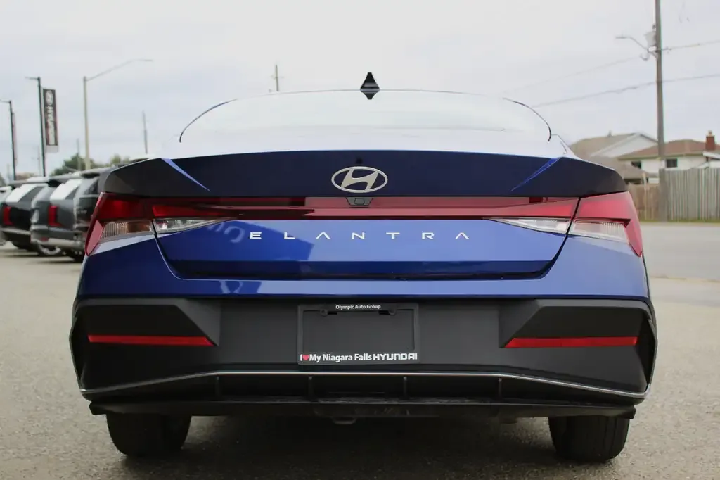 Hyundai Elantra 2026 photo 4
