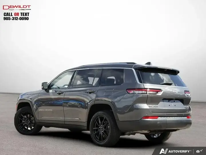 Jeep Grand Cherokee 2022 photo 4