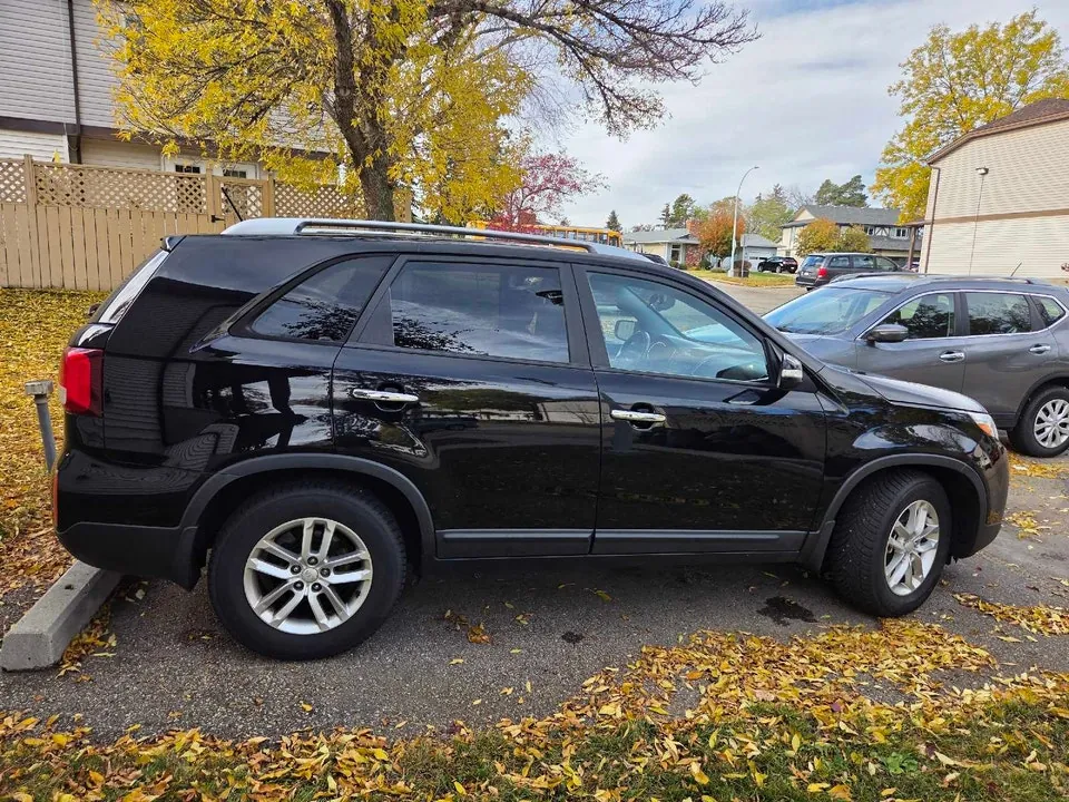 Kia Sorento 2014 photo 2