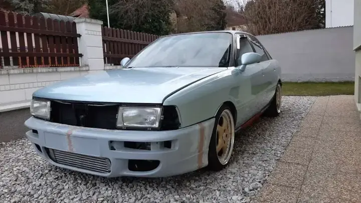 Audi 80