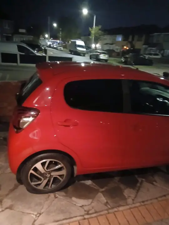 Peugeot 108 2015 photo 4