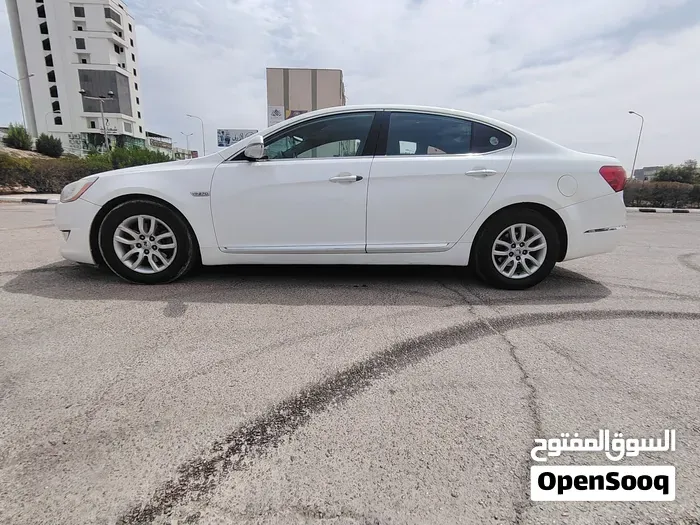 Kia Cadenza 2011 photo 4