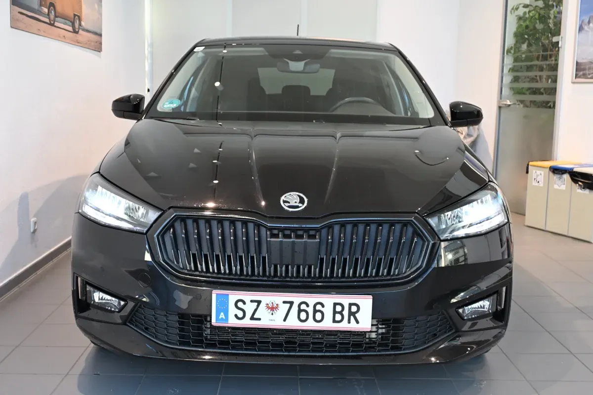 Skoda Fabia 2025 photo 2
