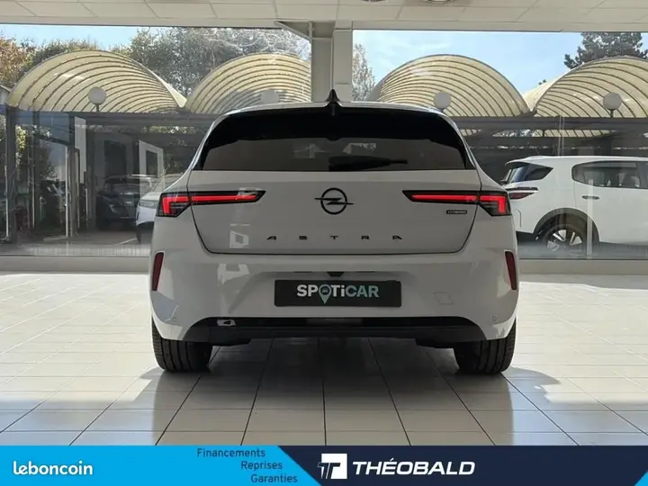 Opel Astra 2026 photo 4