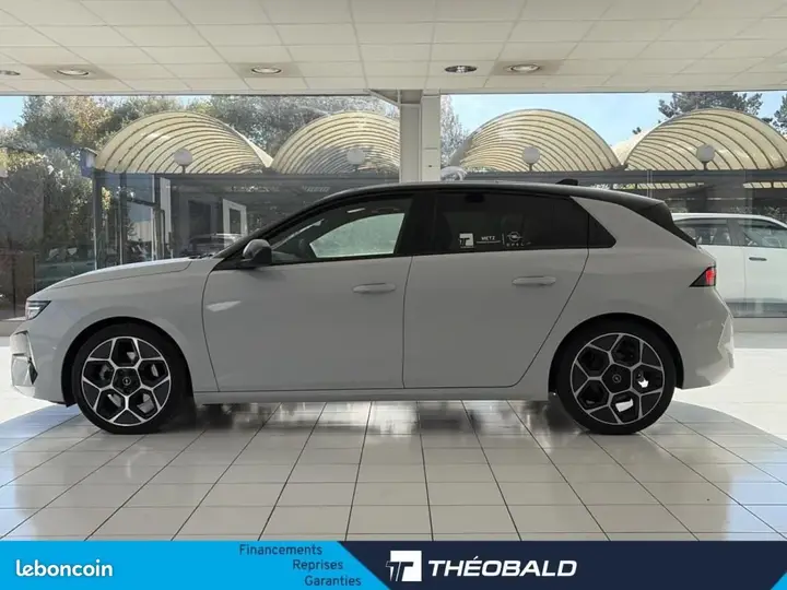 Opel Astra 2026 photo 2