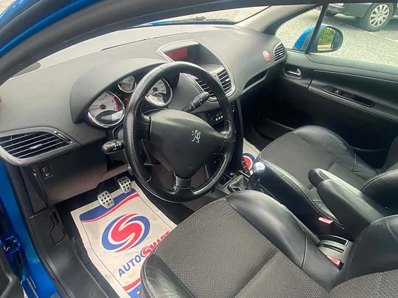 Peugeot 207 2007 photo 5
