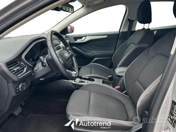 Ford Focus 2020 photo 5