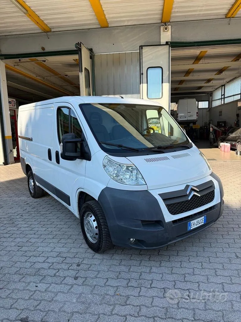 Citroen Jumper 2011 photo 2