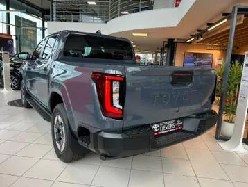 Toyota Hilux 2026 photo 2